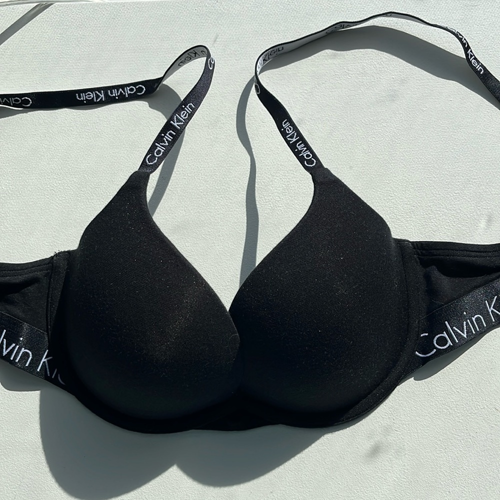 CK lightly lined bra